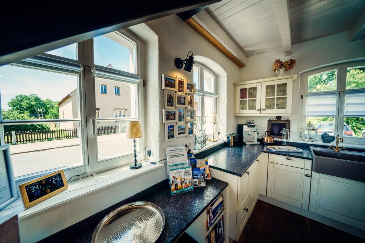 Alte Schmiede Mit Sauna, Pool Und Whirpool Im Aussenbereich Schoenstes Ferienhaus Der Lausitz Elsterheide Ngoại thất bức ảnh