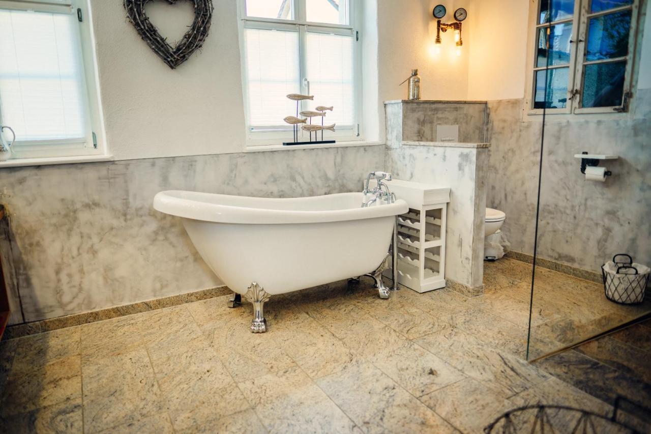 Alte Schmiede Mit Sauna, Pool Und Whirpool Im Aussenbereich Schoenstes Ferienhaus Der Lausitz Elsterheide Ngoại thất bức ảnh