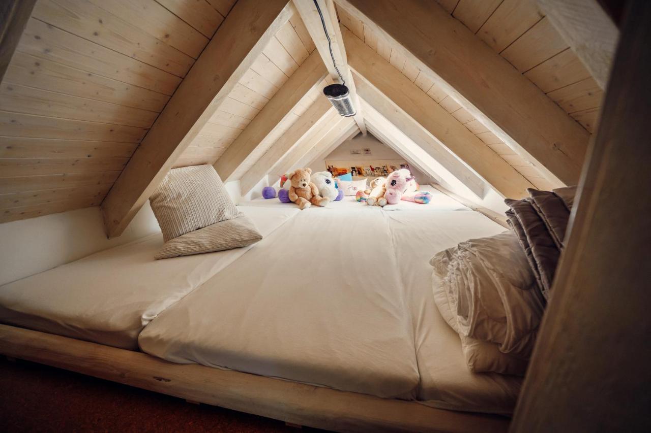 Alte Schmiede Mit Sauna, Pool Und Whirpool Im Aussenbereich Schoenstes Ferienhaus Der Lausitz Elsterheide Ngoại thất bức ảnh