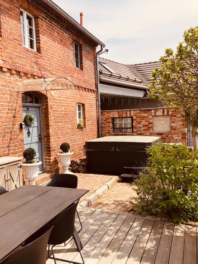 Alte Schmiede Mit Sauna, Pool Und Whirpool Im Aussenbereich Schoenstes Ferienhaus Der Lausitz Elsterheide Ngoại thất bức ảnh
